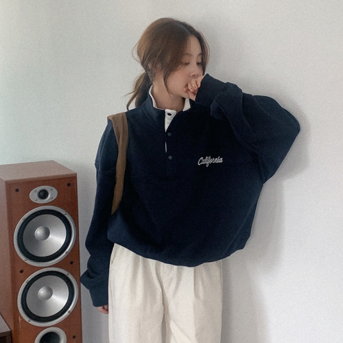  Forever Kids 正韓 立領休閒率性寬鬆落肩配色領 上衣【B62195】