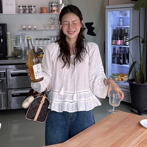  Forever Kids 正韓  波西米亞風荷葉邊鏤空蕾絲皺褶襯衫【C621332】韓國代購