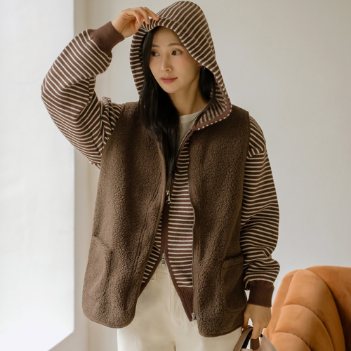  Forever Kids  正韓 毛絨寬鬆拉鍊背心外套【B621391】