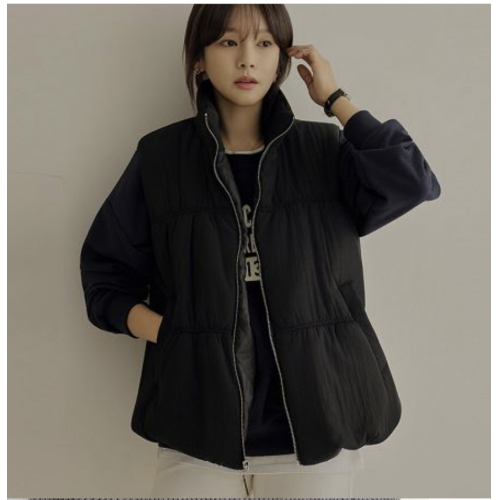 Forever Kids  正韓 輕盈鋪棉拉鍊立領口袋背心【A322502】