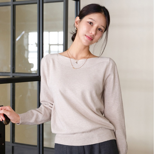 正韓  簡約船領素面針織上衣【Ｃ74229】