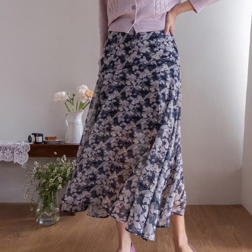 正韓  女人味精緻花卉圖 斜切不規則線 長裙【B74359】