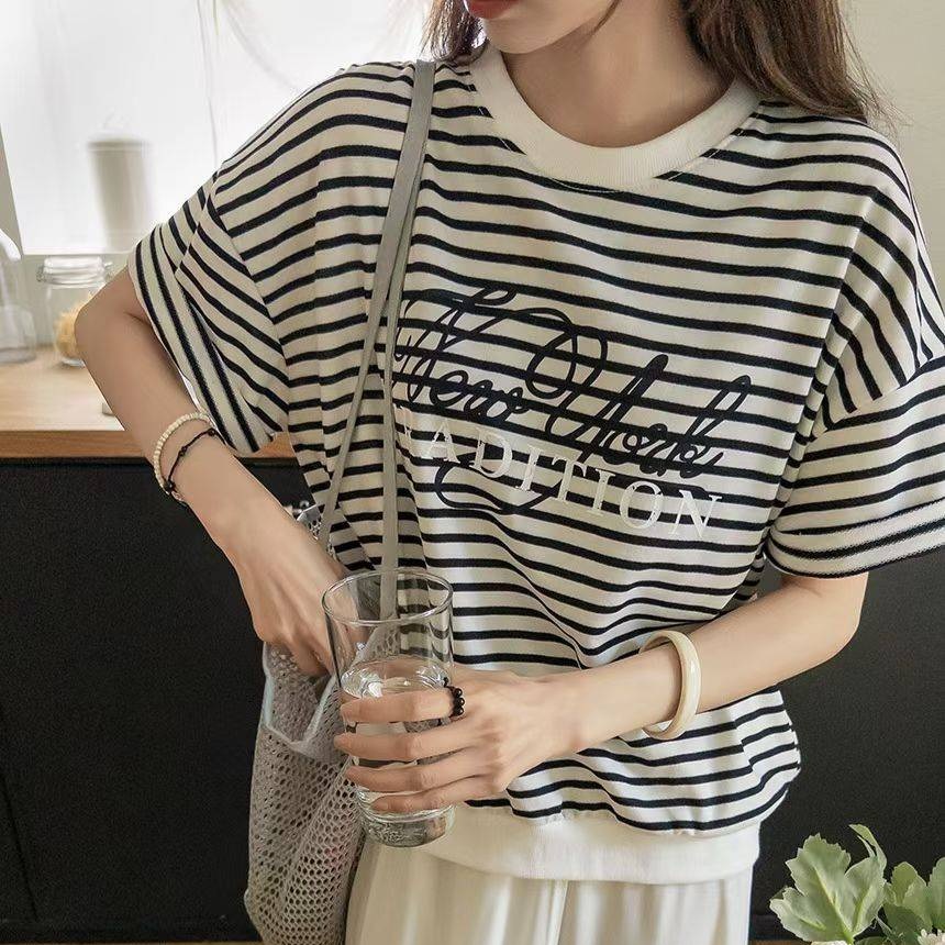 正韓 字母印花條紋彈性寬鬆T上衣【E75357】韓國代購
