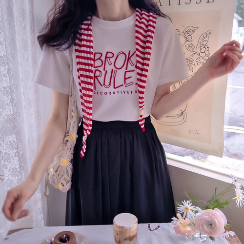 正韓  一套!配色刺繡字母短T上衣+條紋披肩 套裝【A75908】